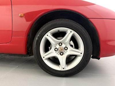Lot 25 - 1997 MG F