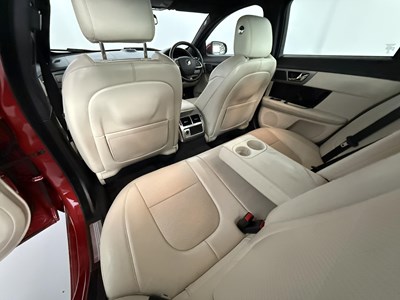 Lot 2015 Jaguar XFR