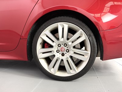 Lot 2015 Jaguar XFR