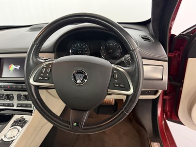 Lot 2015 Jaguar XFR