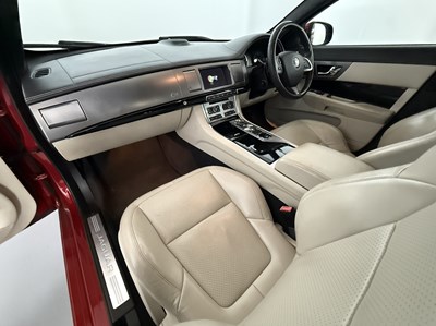 Lot 2015 Jaguar XFR