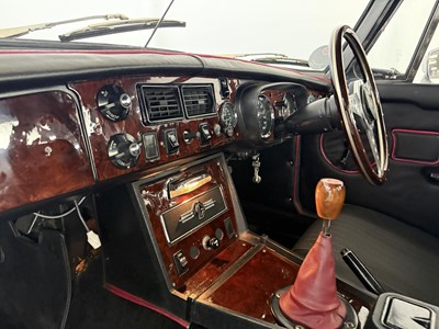 Lot 23 - 1973 MG B Roadster