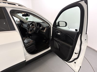 Lot 174 - 2018 Jeep Cherokee Limited 4x4