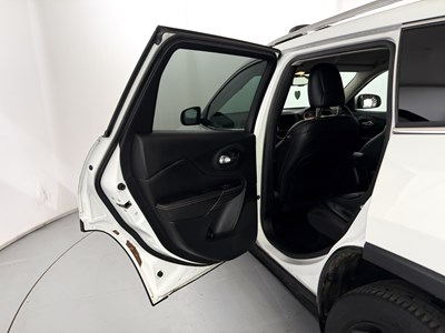 Lot 174 - 2018 Jeep Cherokee Limited 4x4