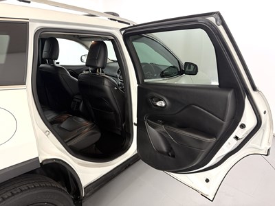 Lot 174 - 2018 Jeep Cherokee Limited 4x4