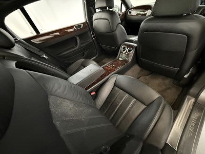 Lot 2005 Bentley Continental Flying Spur