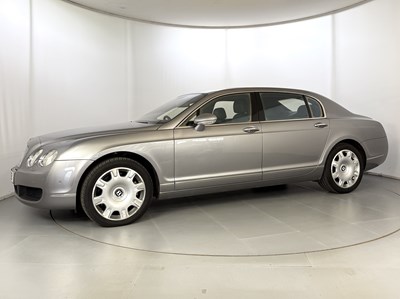 Lot 2005 Bentley Continental Flying Spur