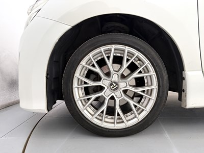 Lot 148 - 2014 Nissan Elgrand