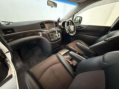 Lot 148 - 2014 Nissan Elgrand