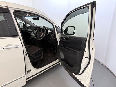 Lot 148 - 2014 Nissan Elgrand