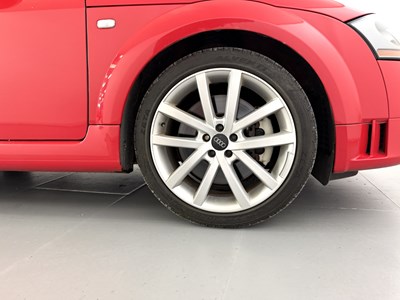 Lot 98 - 2004 Audi TT 3.2 Quattro