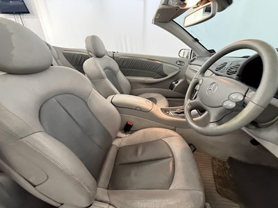 Lot 110 - 2004 Mercedes-Benz CLK240