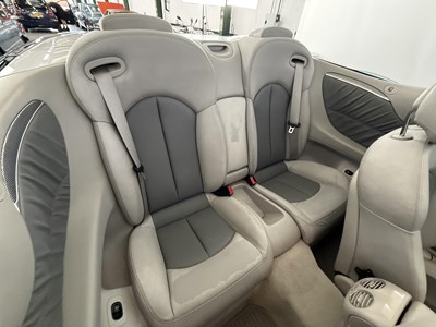 Lot 110 - 2004 Mercedes-Benz CLK240