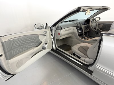 Lot 110 - 2004 Mercedes-Benz CLK240