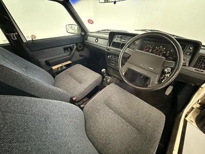 Lot 21 - 1993 Volvo 240 Torslanda