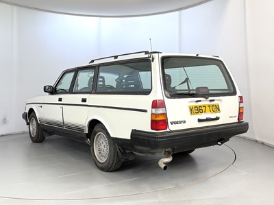 Lot 21 - 1993 Volvo 240 Torslanda
