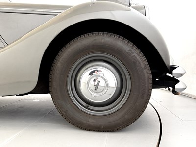 Lot 90 - 1950 Jaguar MKV