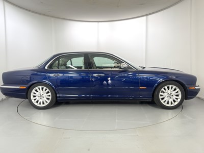 Lot 75 - 2003 Jaguar XJ6