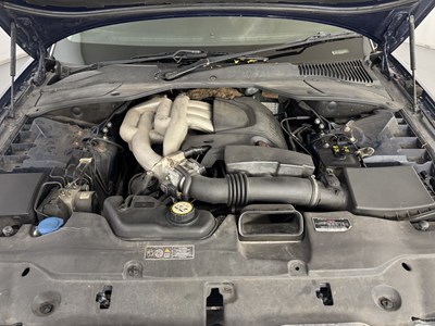 Lot 75 - 2003 Jaguar XJ6