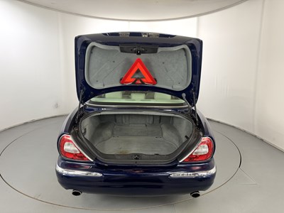 Lot 75 - 2003 Jaguar XJ6