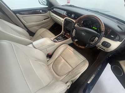 Lot 75 - 2003 Jaguar XJ6