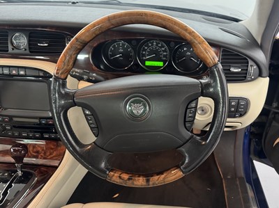 Lot 75 - 2003 Jaguar XJ6