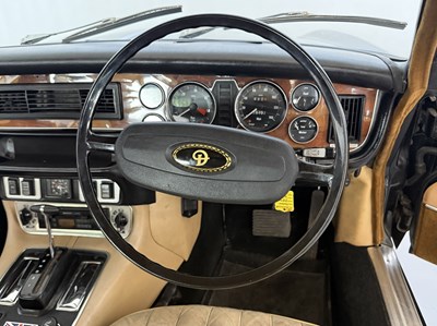 Lot 22 - 1976 Daimler Sovereign 4.2 LWB