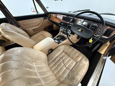 Lot 22 - 1976 Daimler Sovereign 4.2 LWB