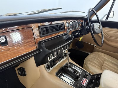 Lot 22 - 1976 Daimler Sovereign 4.2 LWB