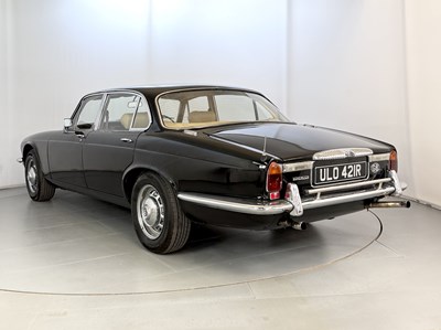 Lot 22 - 1976 Daimler Sovereign 4.2 LWB