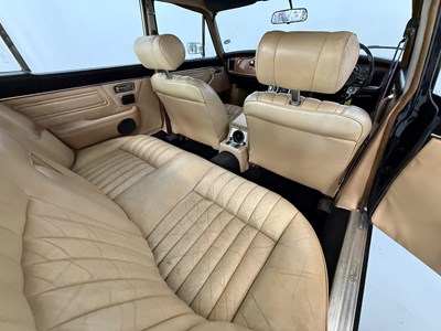 Lot 22 - 1976 Daimler Sovereign 4.2 LWB