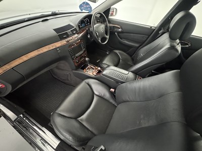 Lot 100 - 2004 Mercedes-Benz S320