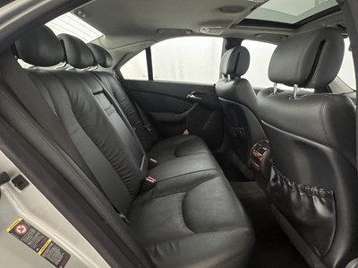 Lot 100 - 2004 Mercedes-Benz S320