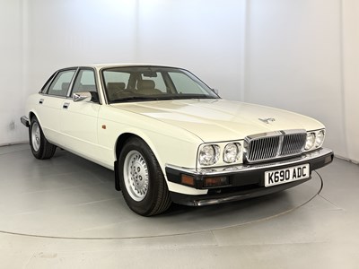 Lot 7 - 1992 Jaguar XJ6