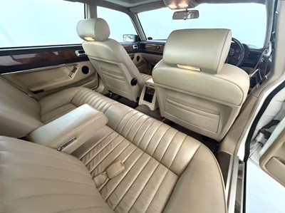 Lot 7 - 1992 Jaguar XJ6