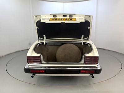 Lot 7 - 1992 Jaguar XJ6