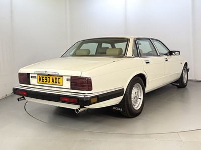 Lot 7 - 1992 Jaguar XJ6