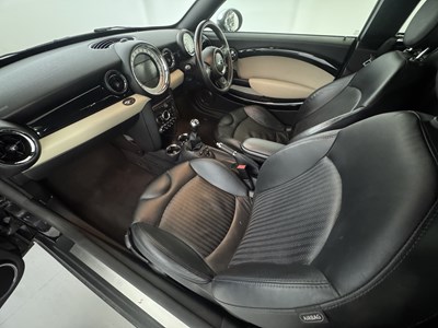 Lot 106 - 2011 Mini Cooper S
