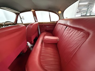 Lot 107 - 1968 Jaguar MK2