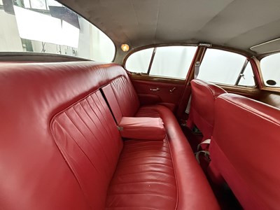 Lot 107 - 1968 Jaguar MK2
