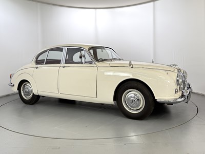 Lot 107 - 1968 Jaguar MK2