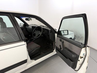 Lot 109 - 1992 Opel Rekord GSI V6