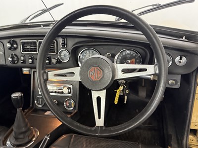 Lot 71 - 1973 MG B Roadster