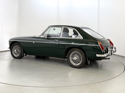 Lot 87 - 1972 MG BGT