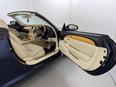 Lot 123 - 2002 Lexus SC430