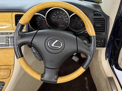 Lot 123 - 2002 Lexus SC430