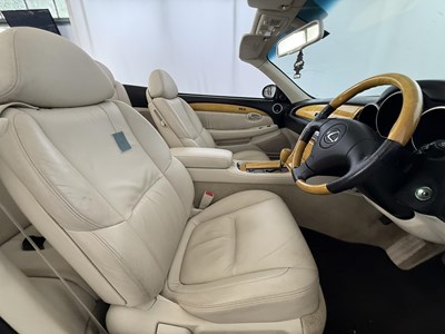 Lot 123 - 2002 Lexus SC430