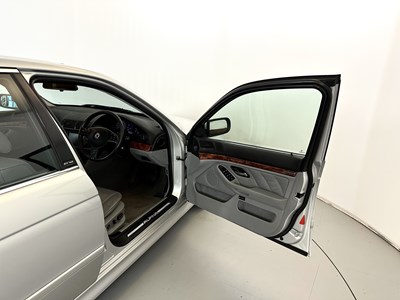 Lot 54 - 2002 BMW Alpina V8S