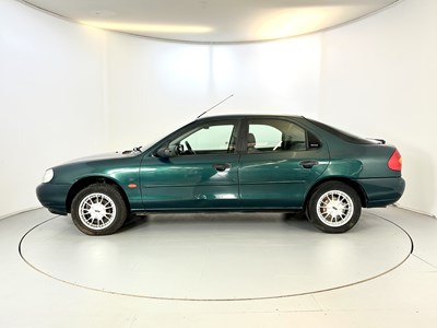 Lot 90 - 2000 Ford Mondeo
