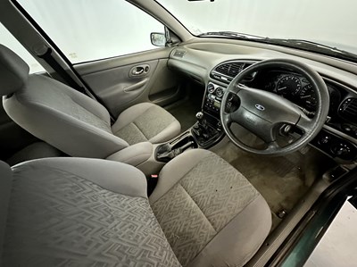 Lot 90 - 2000 Ford Mondeo